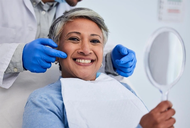 A female patient who get Dental Implants treatment in Camarillo
